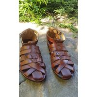 Closed Greca sandal